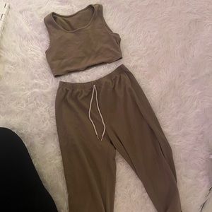 Crop top and matching sweatpants set!